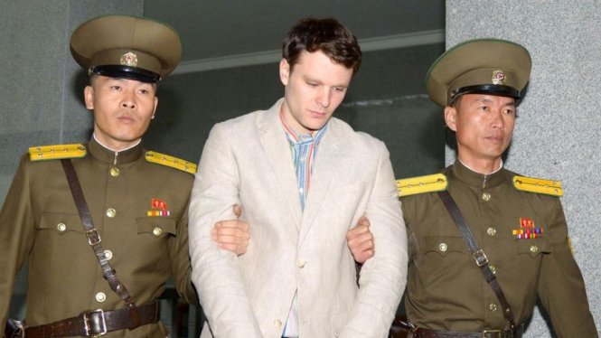 Sinh viên Mỹ Otto Warmbier bị bắt vào tháng 1-2016 tại Bình Nhưỡng - Ảnh: Reuters