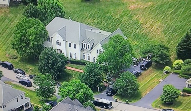 FBI khám xét nhà của Mallory tại Leesburg ngày 22-6 -
Ảnh: ABC7