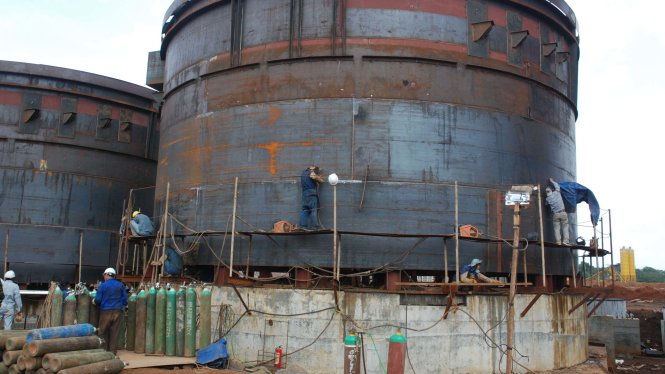 Lắp đặt một hạng mục trong khu Bauxite Nhân Cơ, tỉnh Đắk Nông - Ảnh: B.D
