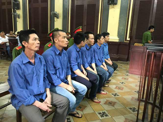 Các bị cáo tại tòa - Ảnh: TUYẾT MAI