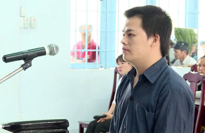 Bị cáo Viên tại phiên tòa lưu động