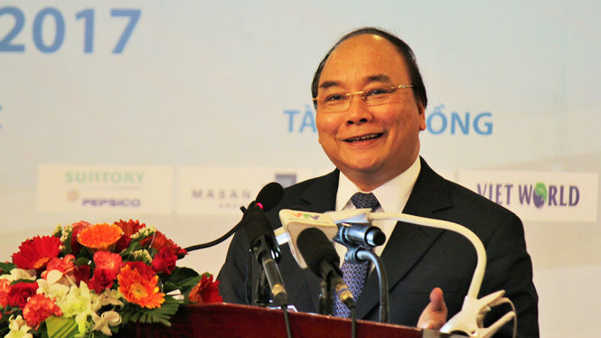 Thủ tướng Chính phủ đề nghị Bến Tre trong thời gian tới cần đầu tư vào lĩnh vực nuôi trồng thủy sản ứng dụng công nghệ cao, phát triển chế biến thủy sản, xây dựng khu công nghiệp, cụm công nghiệp