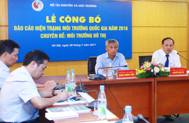 Lãnh đạo Tổng cục Môi trường chủ trì công bố Báo cáo hiện trạng môi trường quốc gia 2016- Ảnh: TUẤN PHÙNG