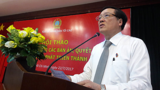 Ông Nguyễn Hòa Bình - chánh án TAND tối cao - phát biểu tại hội thảo - Ảnh: H.ĐIỆP