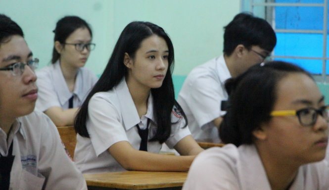 Thí sinh dự thi kỳ thi THPT quốc gia 2017 - Ảnh: THU TRANG