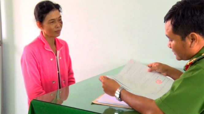 Bà Trần Thị Điệp tại cơ quan điều tra - Ảnh: THANH NGUYÊN