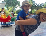 Chơi với con dù chỉ 5 phút cũng quý giá