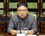 Ngoại trưởng Nga ví ông Trump và ông Kim 