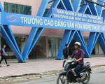 Trường đại học bỗng... có giá