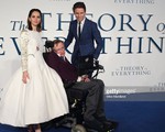 The Theory of Everything: cuộc đời Stephen Hawking qua điện ảnh