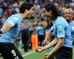 Song sát Suarez - Cavani đè bẹp ‘Gấu Nga’