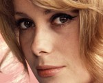 Catherine Deneuve đến Hà Nội: chuẩn mực một minh tinh màn bạc