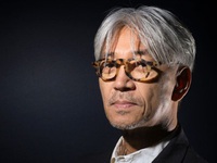 Nhạc sĩ Ryuichi Sakamoto nhận giải Samurai của Liên hoan phim Tokyo