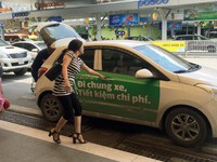 Có đòi được công bằng cho taxi trước Grab và Uber?