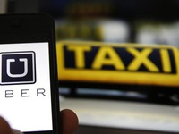 Tòa đình chỉ vụ Uber kiện Cục Thuế TP.HCM