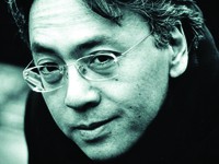 Kazuo Ishiguro: “Tôi luôn nhìn thế giới qua đôi mắt của bố mẹ”