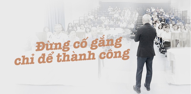 Giáo sư quần đùi: Tôi muốn khơi gợi tiềm năng ngủ yên của giới trẻ - Ảnh 10.