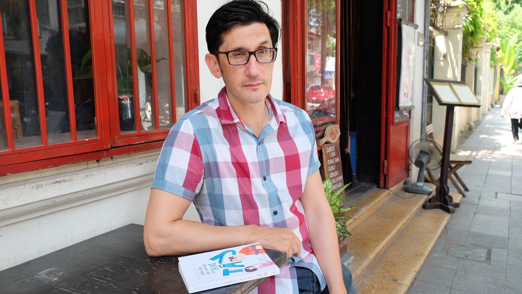 Phụ nữ Việt yêu trai Tây: lạt mềm thực sự buộc chặt - Ảnh 1. Phụ nữ Việt yêu trai Tây: lạt mềm thực sự buộc chặt - Ảnh 1.