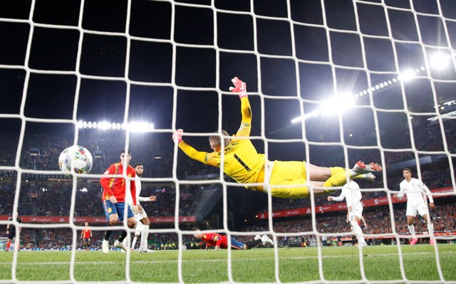 Những hình ảnh hấp dẫn của UEFA Nations League - Ảnh 6. Những hình ảnh hấp dẫn của UEFA Nations League - Ảnh 6.