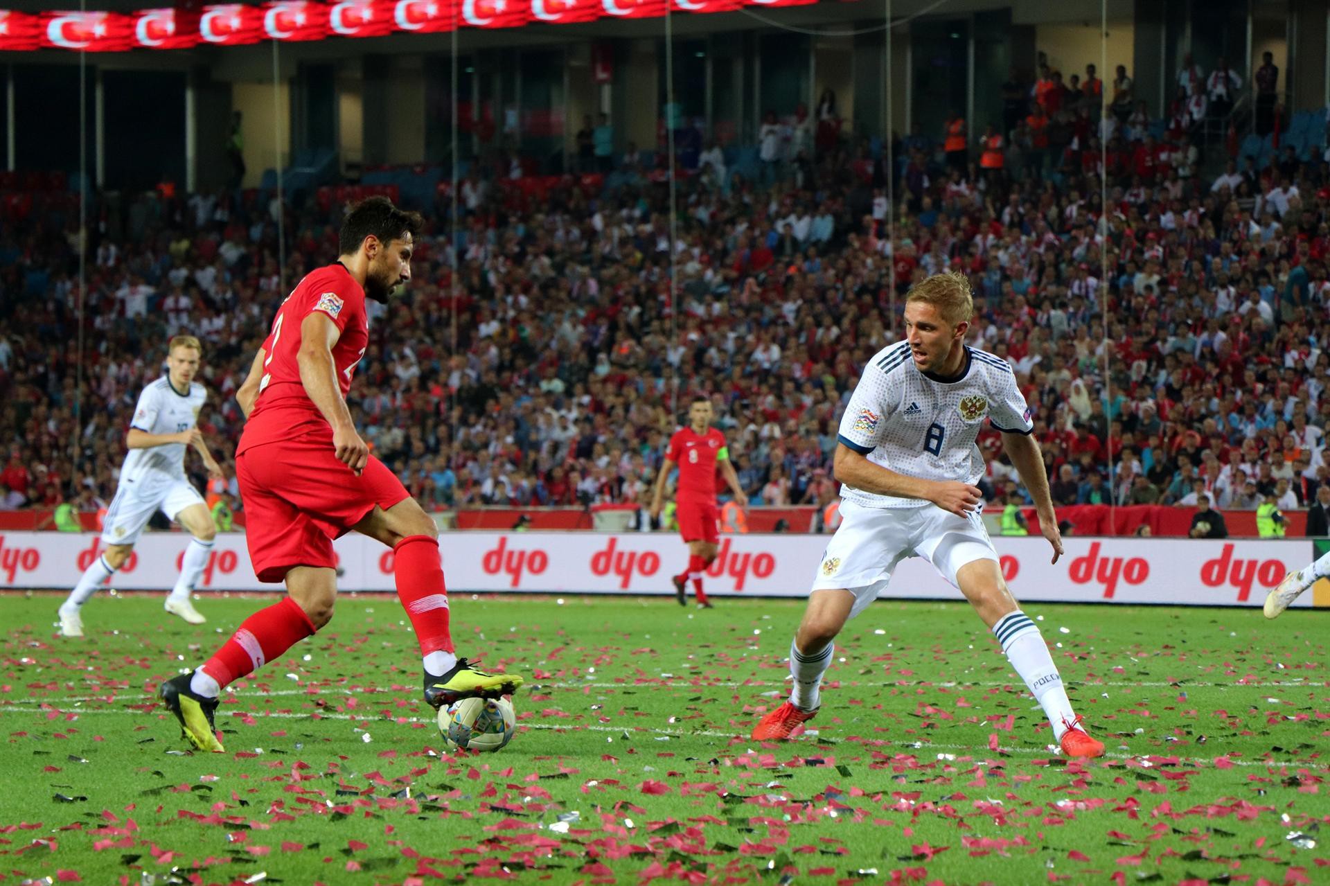 Những hình ảnh hấp dẫn của UEFA Nations League - Ảnh 1. Những hình ảnh hấp dẫn của UEFA Nations League - Ảnh 1.