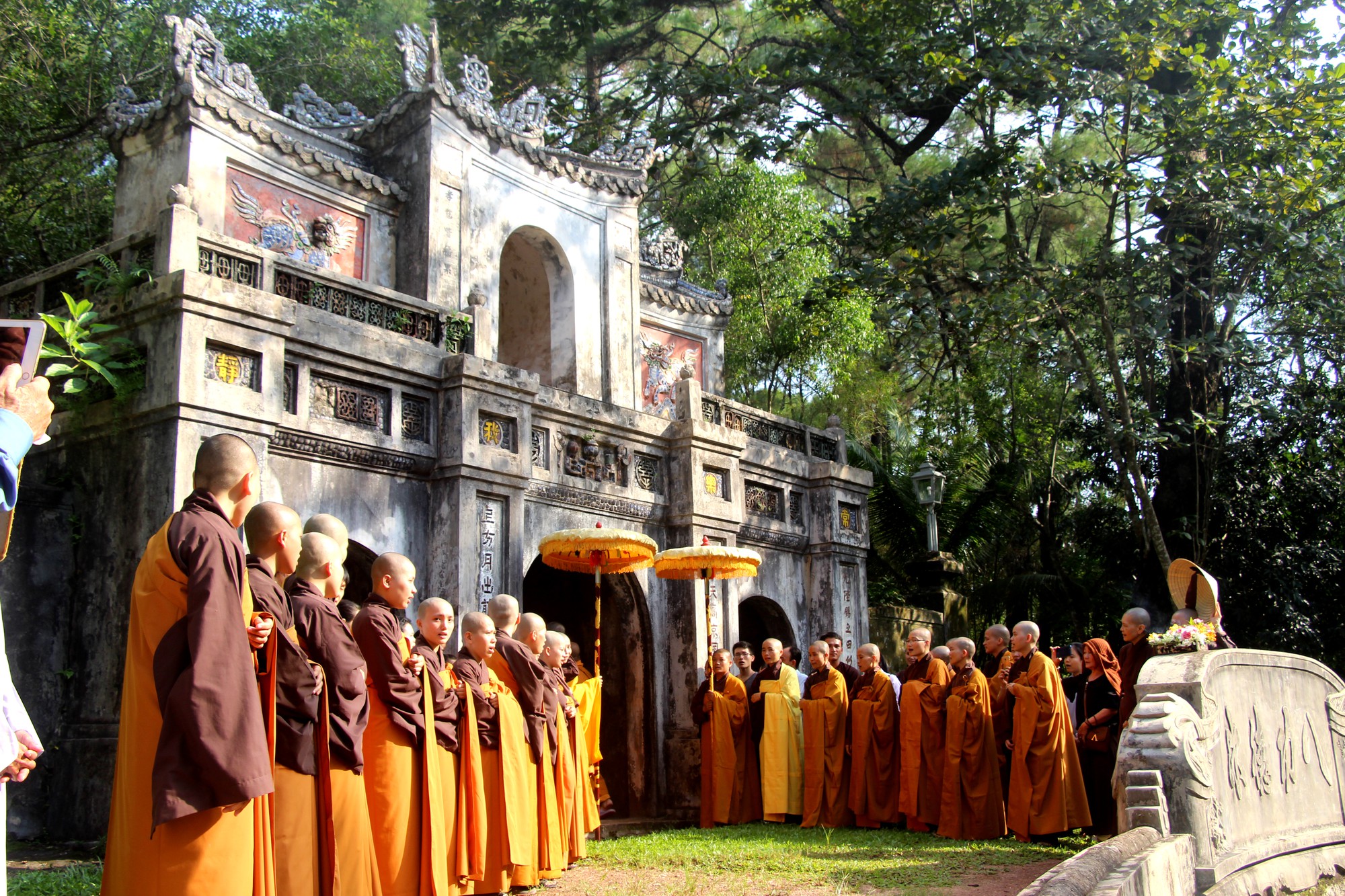 Thiền sư Thích Nhất Hạnh: Về nước để được sống nơi đất Tổ - Ảnh 1. Thiền sư Thích Nhất Hạnh: Về nước để được sống nơi đất Tổ - Ảnh 1.