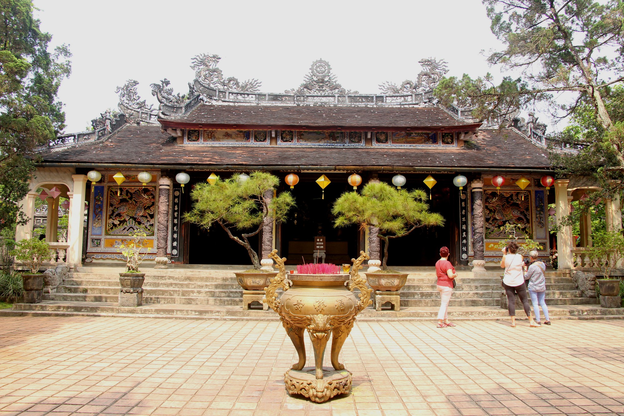 Thiền sư Thích Nhất Hạnh: Về nước để được sống nơi đất Tổ - Ảnh 7. Thiền sư Thích Nhất Hạnh: Về nước để được sống nơi đất Tổ - Ảnh 7.