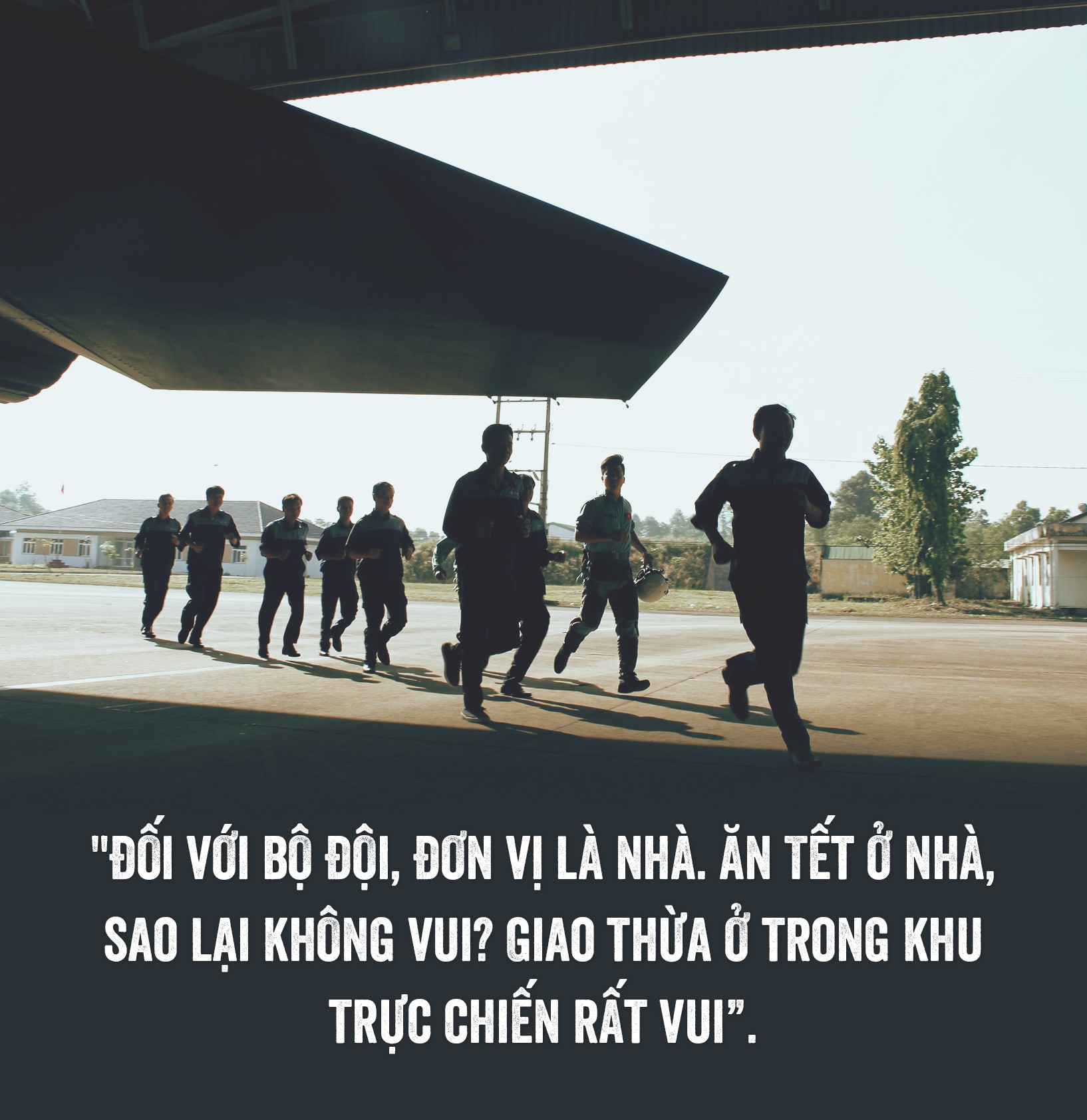 Phi công tiêm kích Su-30MK2 trực Tết - Ảnh 6.