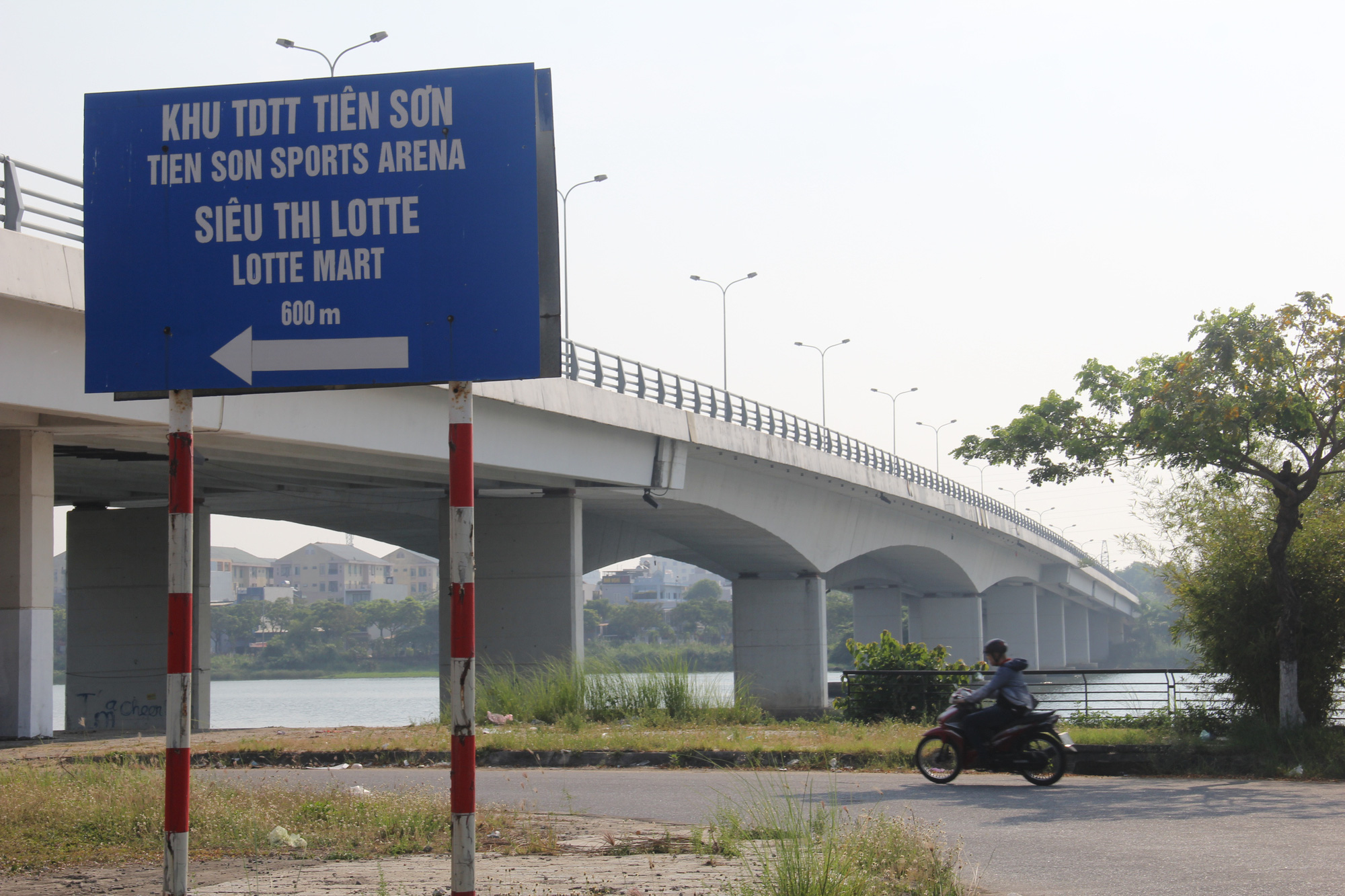 Vì sao phản đối đặt tên đường 2 giáo sĩ có công với chữ quốc ngữ? - Ảnh 1. Vì sao phản đối đặt tên đường 2 giáo sĩ có công với chữ quốc ngữ? - Ảnh 1.