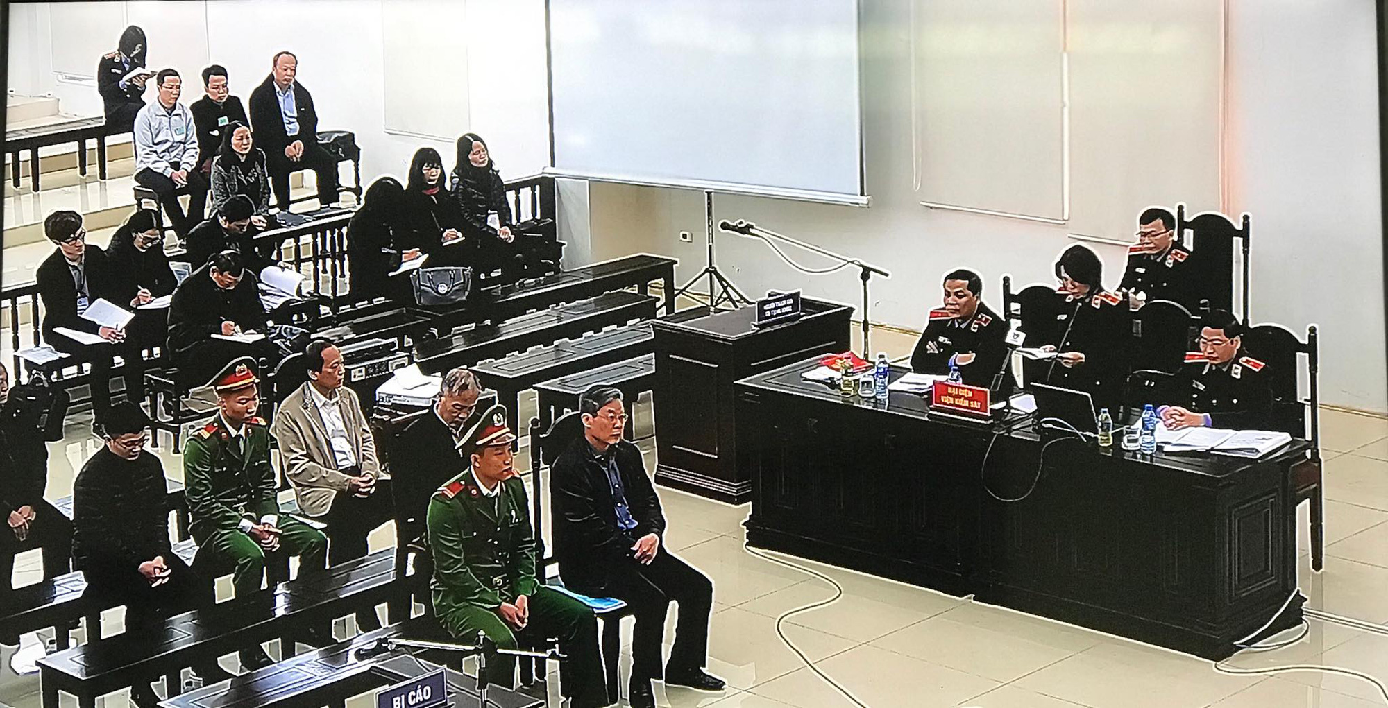 Cựu bộ trưởng Nguyễn Bắc Son bị đề nghị án tử hình - Ảnh 2. Cựu bộ trưởng Nguyễn Bắc Son bị đề nghị án tử hình - Ảnh 2.