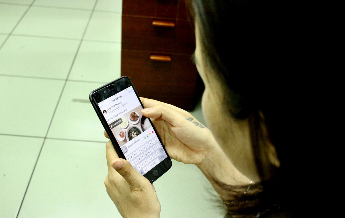 Tô mình trên Facebook - Ảnh 1.