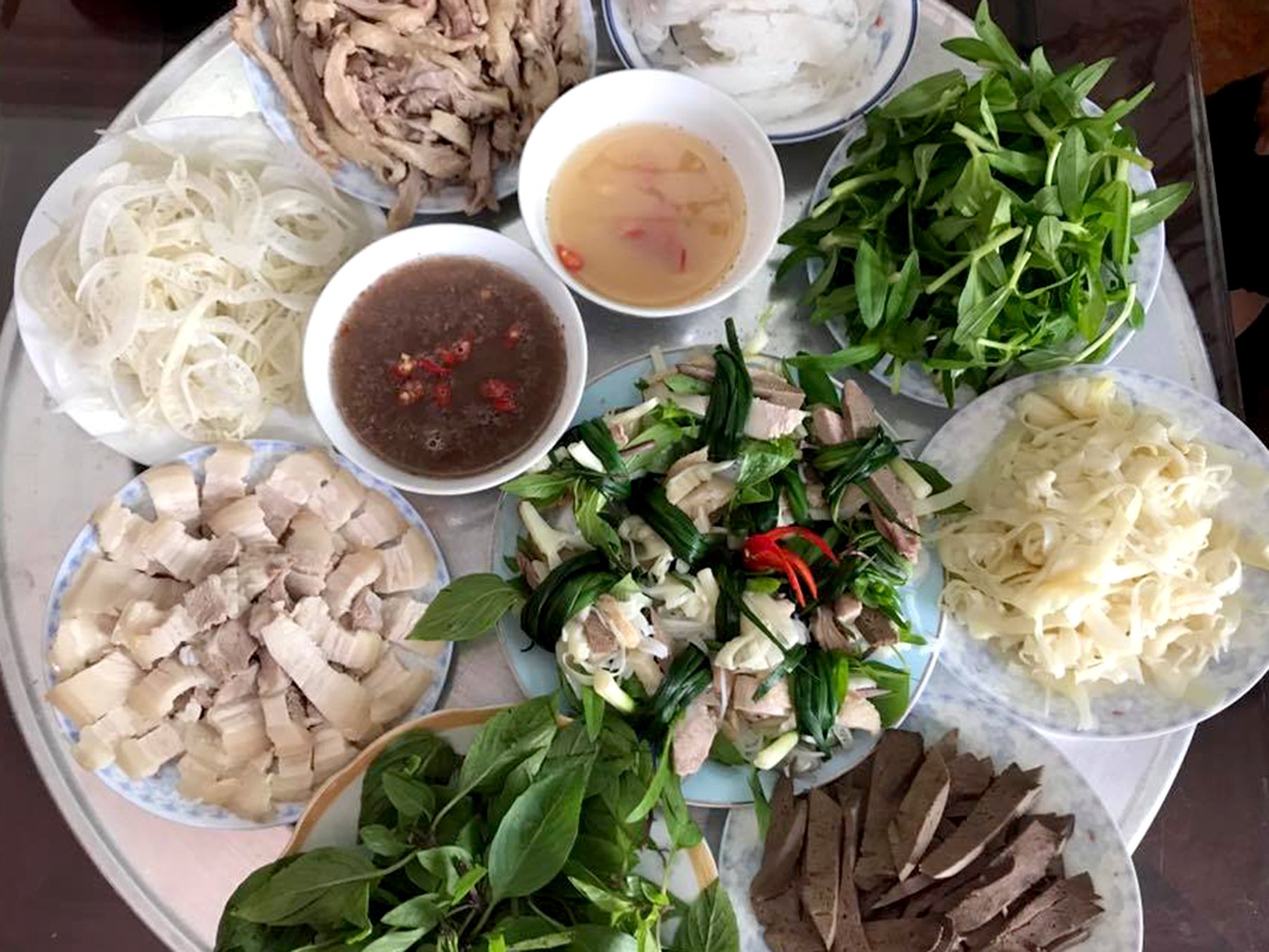 Vịt dấm ghém, làm cái nắng mùa hè trốn biệt đi đâu - Ảnh 1. Vịt dấm ghém, làm cái nắng mùa hè trốn biệt đi đâu - Ảnh 1.