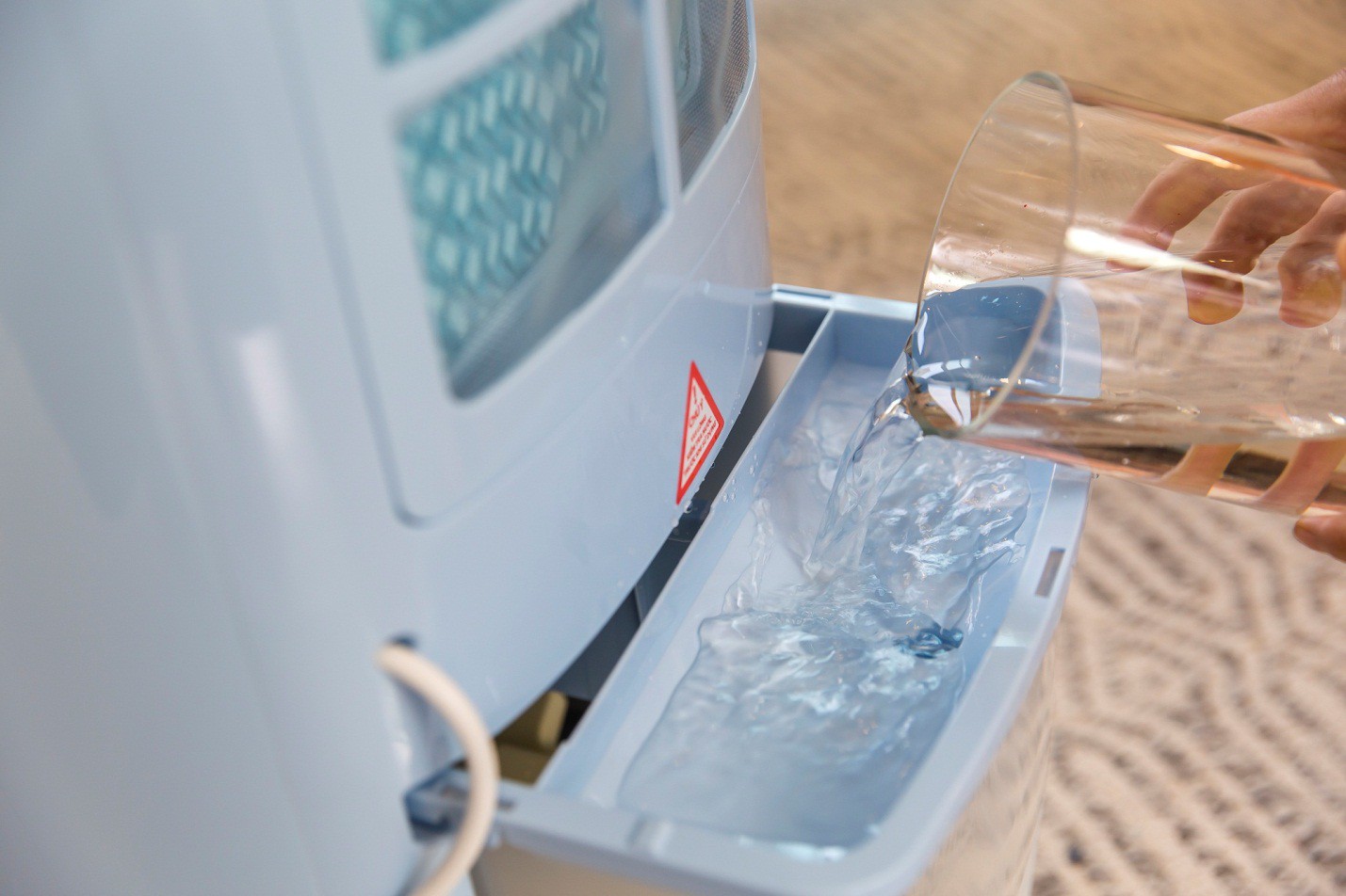 Những lưu ý không thể bỏ qua khi sử dụng quạt điều hòa - Ảnh 3.