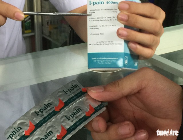 Dùng thuốc cho con mình mà, sao không thèm hỏi bác sĩ? - Ảnh 2. Dùng thuốc cho con mình mà, sao không thèm hỏi bác sĩ? - Ảnh 2.