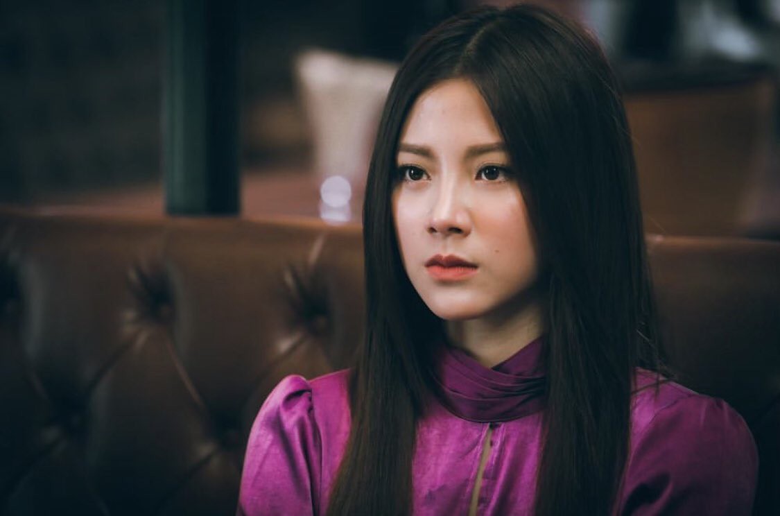 Baifern Pimchanok - người đẹp chuyển giới Chiếc lá cuốn bay là ai? - Ảnh 1. Baifern Pimchanok - người đẹp chuyển giới Chiếc lá cuốn bay là ai? - Ảnh 1.