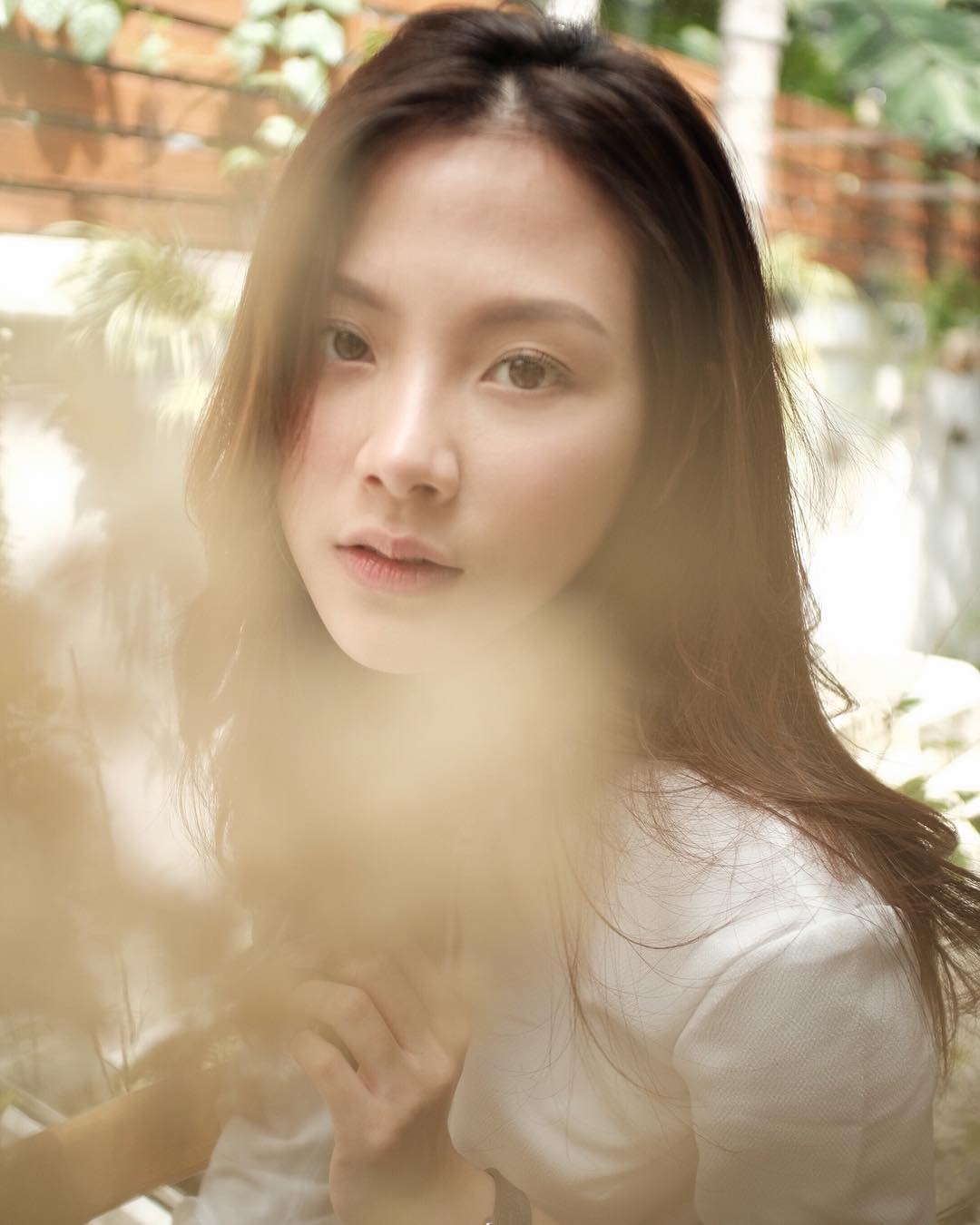 Baifern Pimchanok - người đẹp chuyển giới Chiếc lá cuốn bay là ai? - Ảnh 11. Baifern Pimchanok - người đẹp chuyển giới Chiếc lá cuốn bay là ai? - Ảnh 11.