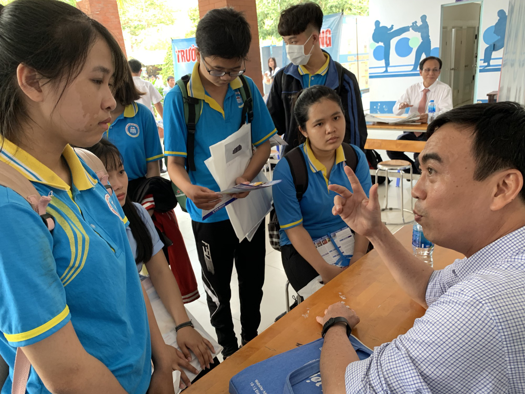 Điểm chuẩn ĐH Khoa học xã hội và nhân văn TP.HCM từ 19 - 25 - Ảnh 1. Điểm chuẩn ĐH Khoa học xã hội và nhân văn TP.HCM từ 19 - 25 - Ảnh 1.