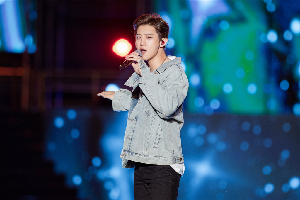 Đội mưa rét, trốn cha mẹ đi xem EXO-SC, Taemin, NCT 127... biểu diễn - Ảnh 8. Đội mưa rét, trốn cha mẹ đi xem EXO-SC, Taemin, NCT 127... biểu diễn - Ảnh 8.