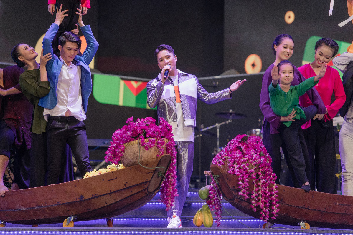 Phan Mạnh Quỳnh live Đi để trở về 4: khoảnh khắc đáng nhớ tại Countdown - Ảnh 2. Phan Mạnh Quỳnh live Đi để trở về 4: khoảnh khắc đáng nhớ tại Countdown - Ảnh 2.