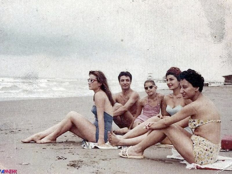 Cuộc sống ở Iran trước cuộc cách mạng Hồi giáo 1979 - Ảnh 3. Cuộc sống ở Iran trước cuộc cách mạng Hồi giáo 1979 - Ảnh 3.