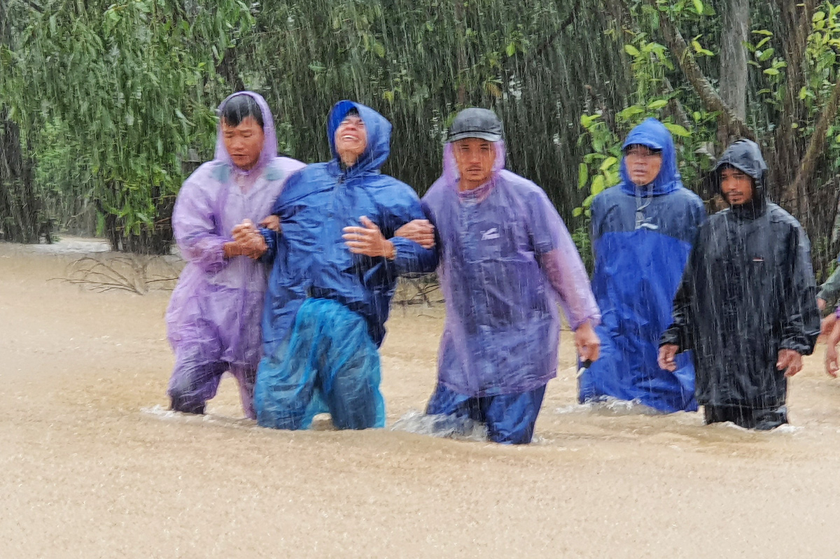 Ngày vui hóa nỗi đau tột cùng - Ảnh 1. Ngày vui hóa nỗi đau tột cùng - Ảnh 1.