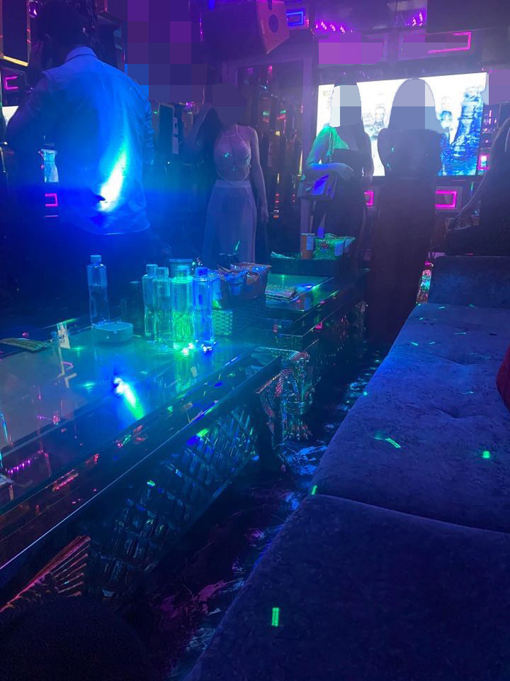 Thiêu thân bay lắc - Kỳ 1:  Trong pháo đài bay có gì? - Ảnh 1.