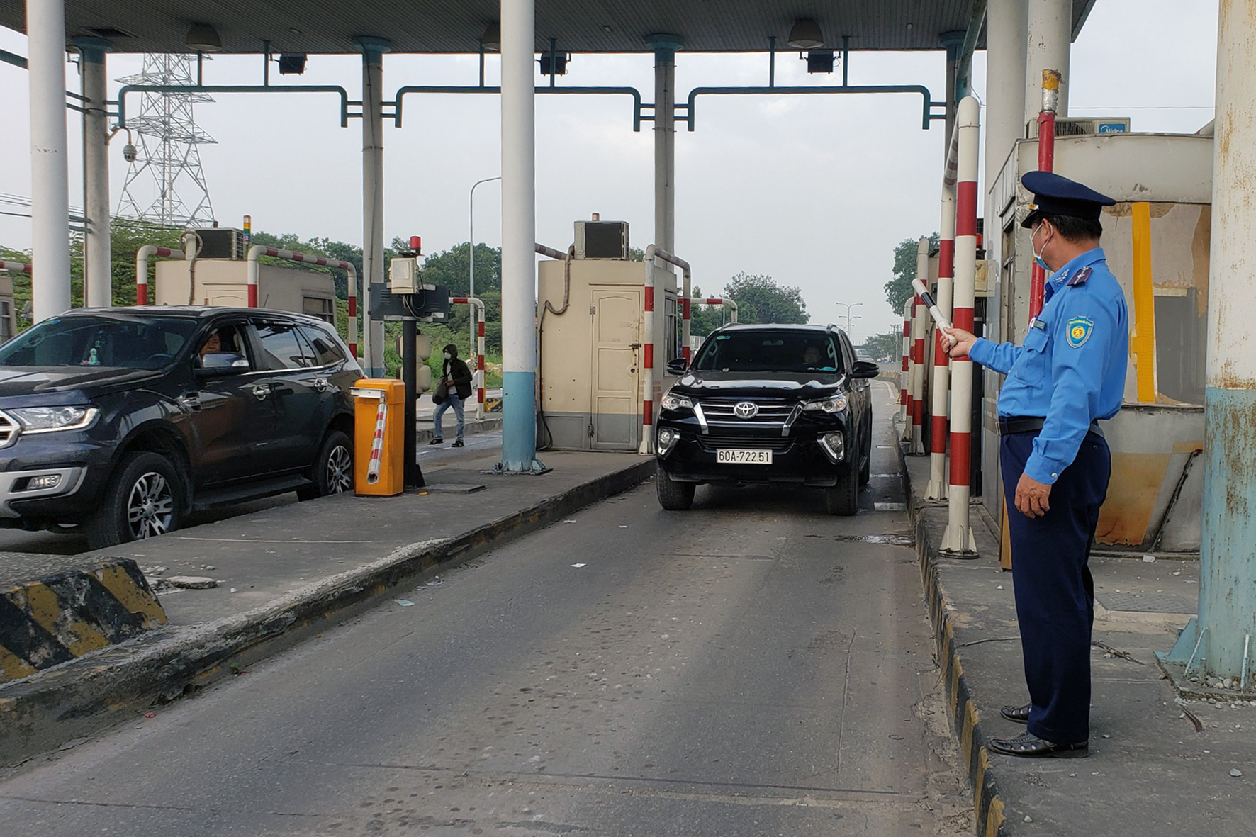 Tạm ngừng thu phí hai trạm BOT trên quốc lộ 1K - Ảnh 2. Tạm ngừng thu phí hai trạm BOT trên quốc lộ 1K - Ảnh 2.