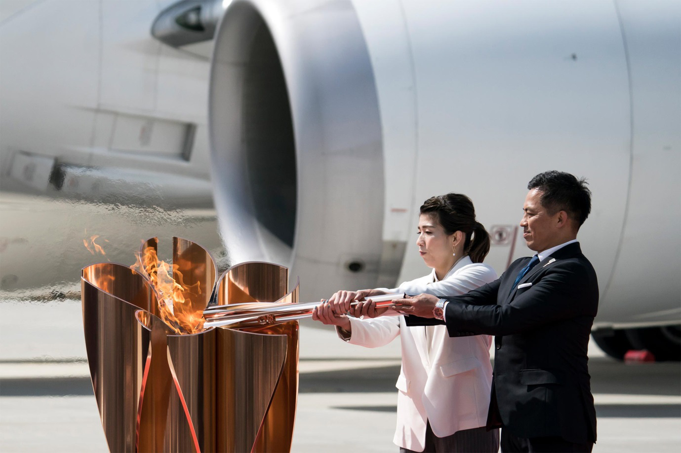 Nhật Bản bắt đầu hành trình rước đuốc Olympic, Paralympic tại Tokyo - Ảnh 1. Nhật Bản bắt đầu hành trình rước đuốc Olympic, Paralympic tại Tokyo - Ảnh 1.