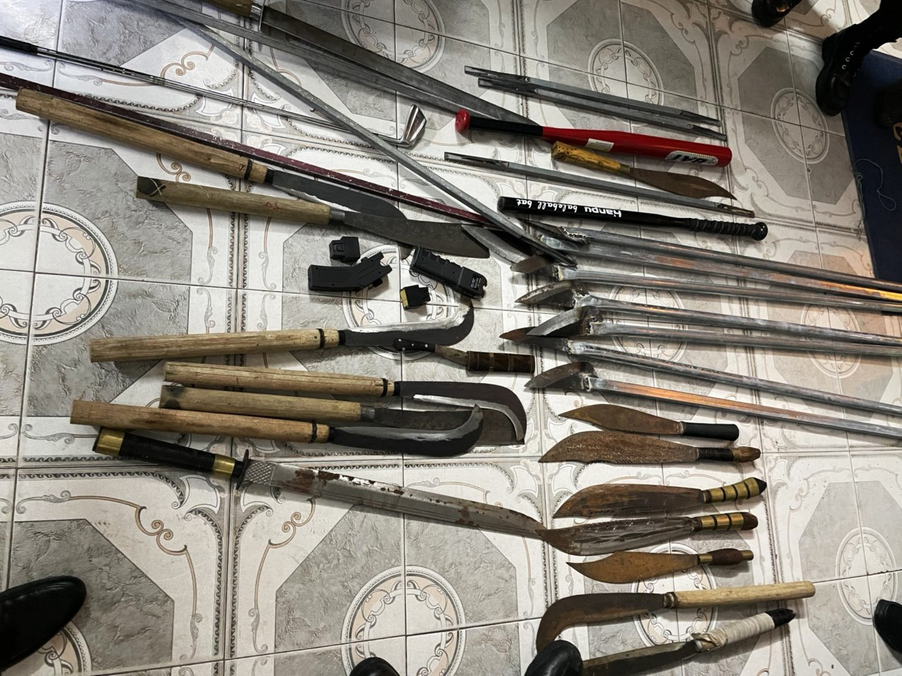 Thêm hai nhân viên nhà xe Phúc Cường bị bắt khẩn cấp - Ảnh 2. Thêm hai nhân viên nhà xe Phúc Cường bị bắt khẩn cấp - Ảnh 2.