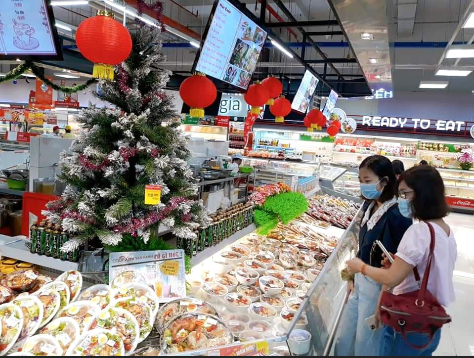 Co.opmart bắt đầu giảm giá hàng Tết, chiết khấu mạnh cho đơn hàng giỏ quà - Ảnh 1. Co.opmart bắt đầu giảm giá hàng Tết, chiết khấu mạnh cho đơn hàng giỏ quà - Ảnh 1.