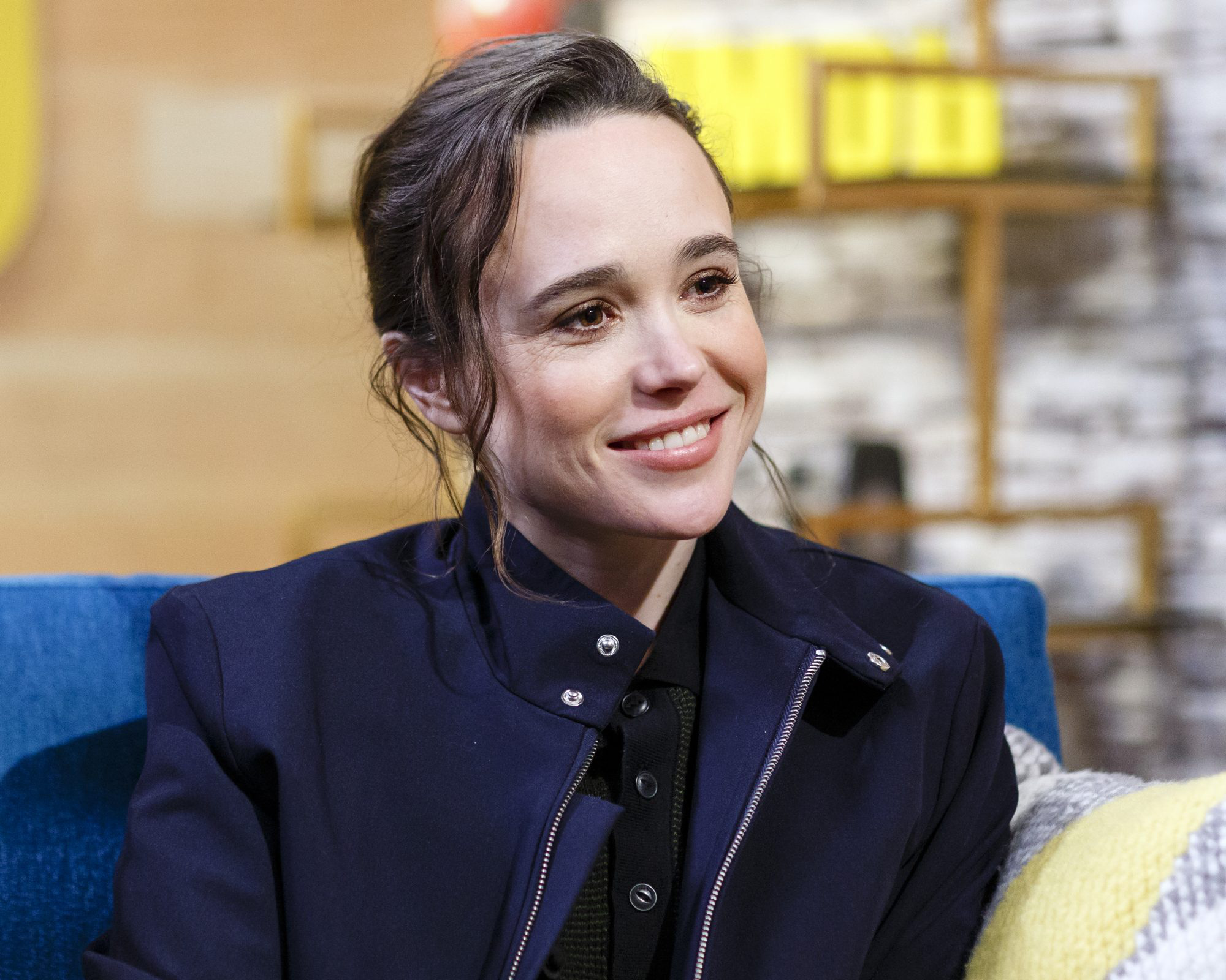 Ellen Page - ngôi sao Inception - chuyển giới thành đàn ông - Ảnh 2. Ellen Page - ngôi sao Inception - chuyển giới thành đàn ông - Ảnh 2.