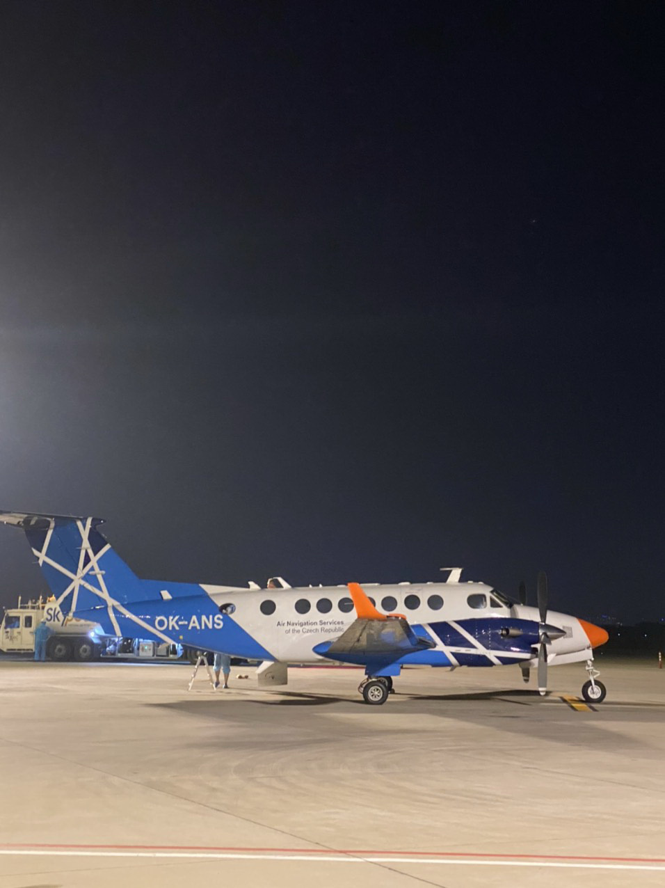 Đường băng mới ở Tân Sơn Nhất đạt chuẩn quốc tế tiếp nhận máy bay cỡ lớn - Ảnh 2. Đường băng mới ở Tân Sơn Nhất đạt chuẩn quốc tế tiếp nhận máy bay cỡ lớn - Ảnh 2.