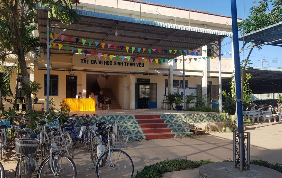 Vụ nữ sinh nghi tự tử ở An Giang: Cụ thể sự việc ra sao? - Ảnh 1. Vụ nữ sinh nghi tự tử ở An Giang: Cụ thể sự việc ra sao? - Ảnh 1.