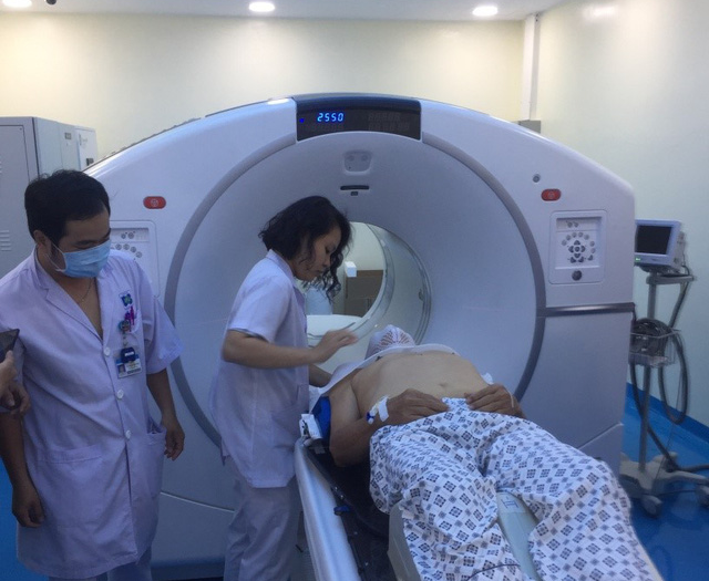Bệnh viện Ung bướu TP.HCM chính thức ứng dụng PET/CT phát hiện ung thư sớm - Ảnh 1. Bệnh viện Ung bướu TP.HCM chính thức ứng dụng PET/CT phát hiện ung thư sớm - Ảnh 1.