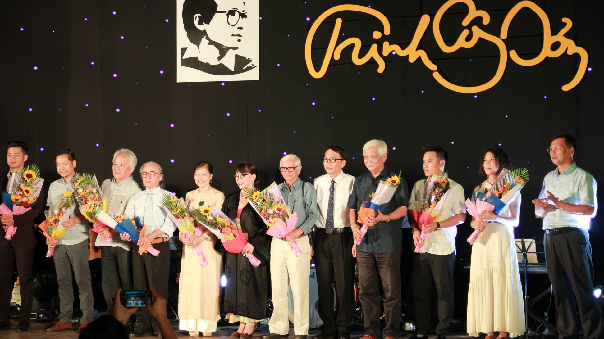 Gặp Hoàng Trang - giọng ca trẻ hát nhạc Trịnh Công Sơn đang gây sốt - Ảnh 6. Gặp Hoàng Trang - giọng ca trẻ hát nhạc Trịnh Công Sơn đang gây sốt - Ảnh 6.